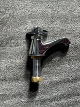 गैलरी व्यूवर में इमेज लोड करें, वॉशबेसिन के नल